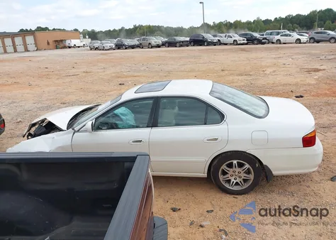 2001 Acura Tl 3.2 from USA, damaged, VIN 19UUA56641A020319